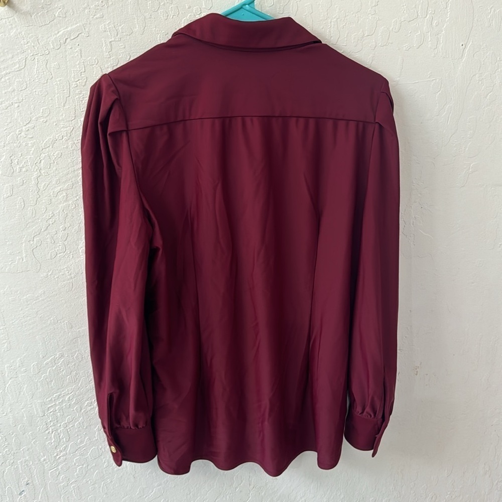Jude Connally Karmen Button Down Blouse Large Merlot Red Gold Buttons NWT - Picture 5 of 5